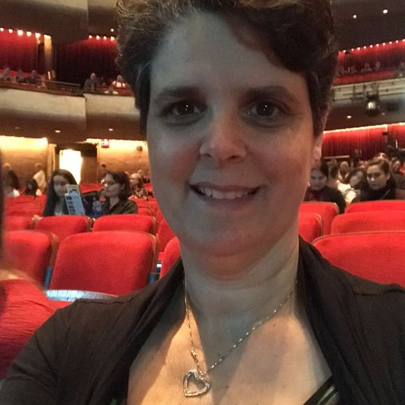 Meet your Posher, Joanne - Picture 1 of 1